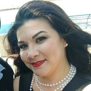 Meet your Posher, Nicky